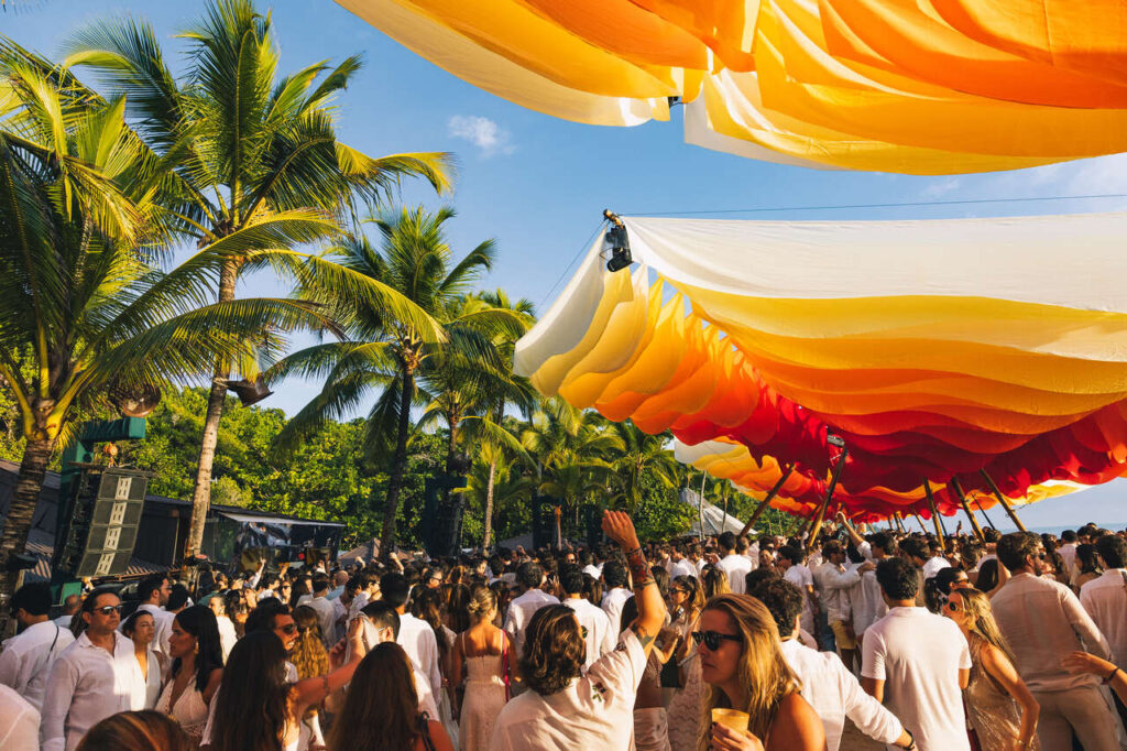   Famosos no Réveillon de Trancoso