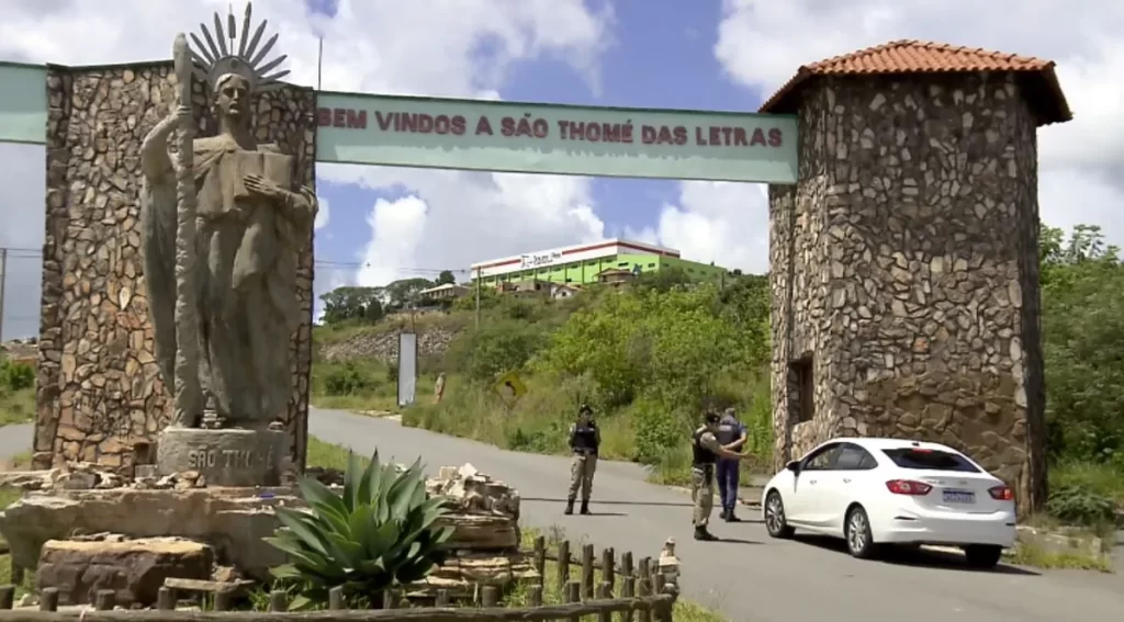 Mistérios de São Thomé: A cidade mais mística do Brasil 